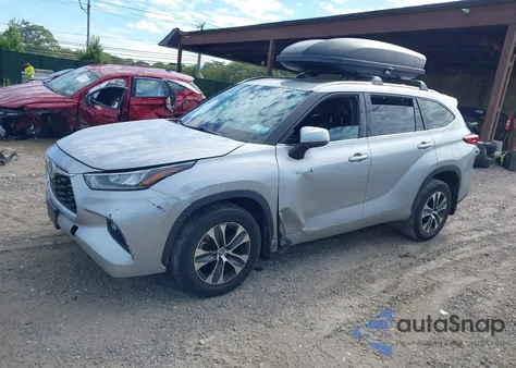 2020 Toyota Highlander Hybrid Xle z USA, uszkodzony, nr VIN 5TDHBRCH3LS503610